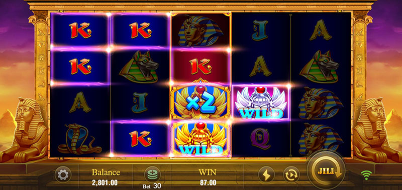 JILI Golden Queen Slot - Wild Symbols