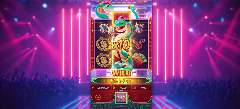 PG Fortune Snake Slot - Stacked Wild With X10 Multiplier